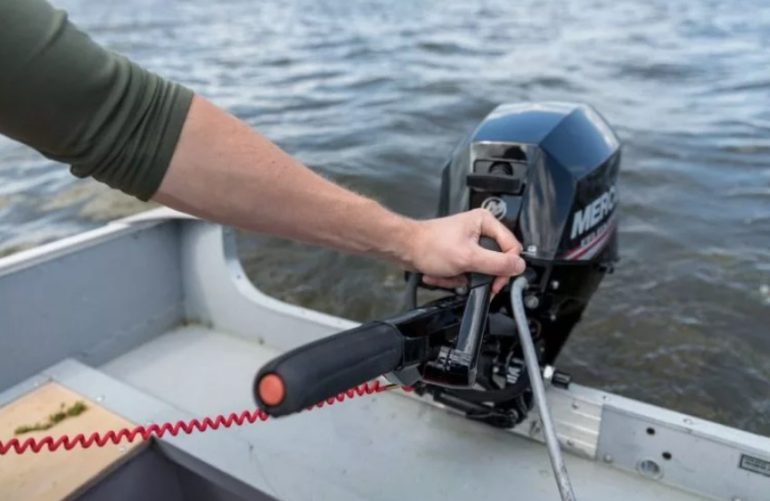 Как выбрать лодочный мотор для рыбалки, отдыха и экстремальных условий