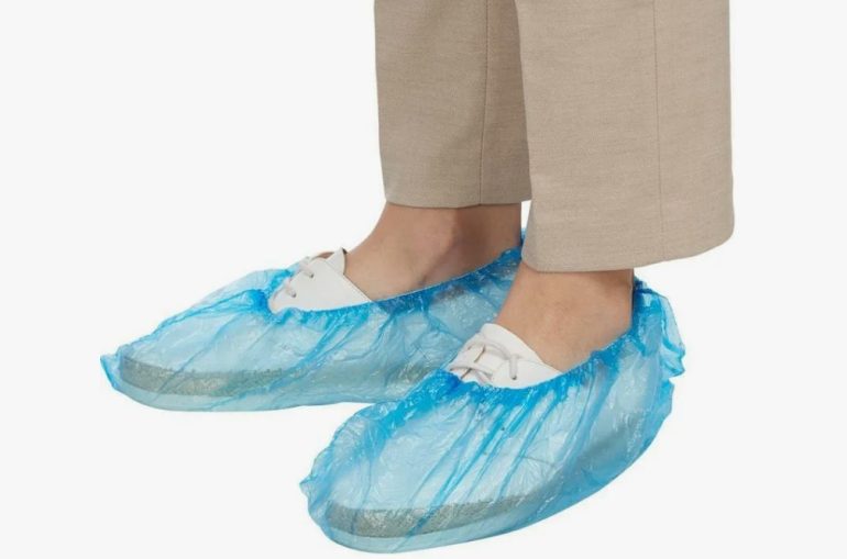 Почему бахилы оптом выгоднее, чем розница: экономия для компаний и клиник